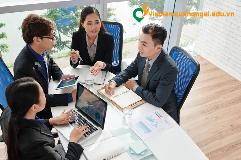 Nhân viên marketing.