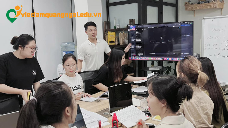 Kỹ năng giao tiếp.