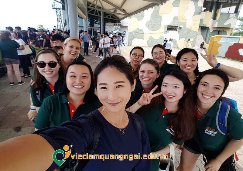 Hướng dẫn viên du lịch tiếng Hàn.