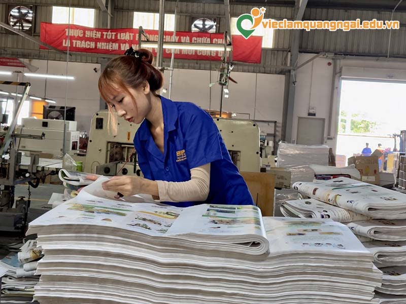 Thu nhập của lao động phổ thông ngành in ấn/ xuất bản tại Quảng Ngãi